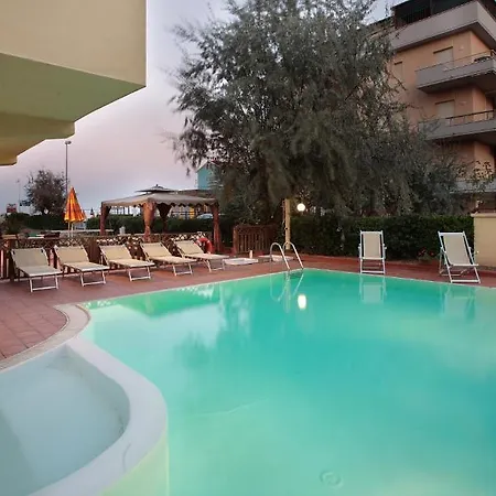 David 3* Равенна